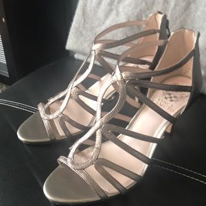 Vince Camuto shoestring